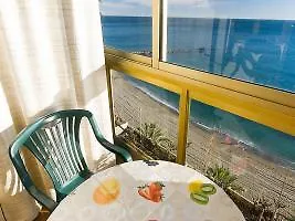 Edificio Mayoral Hotel *